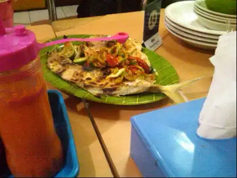Gambar Makanan RM. Pelangi Khas Makassar 10