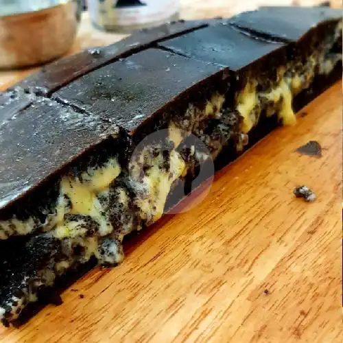 Gambar Makanan Martabak Yurich, Putri Merak 16