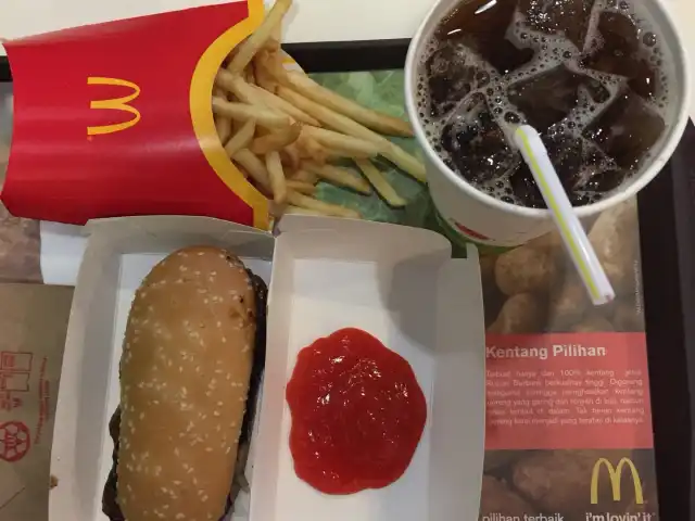 Gambar Makanan McDonald's 5