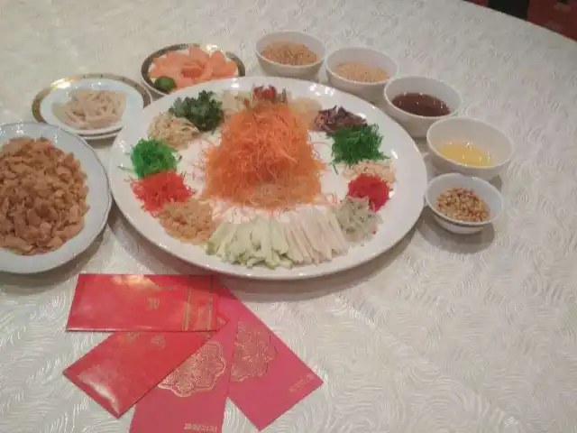 Ming Palace Chinese Restaurant - Corus Hotel Food Photo 16