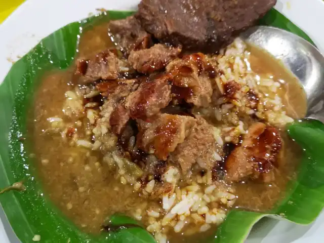 Gambar Makanan Nasi Gandul "Bu Endang" Khas Kota Pati 8