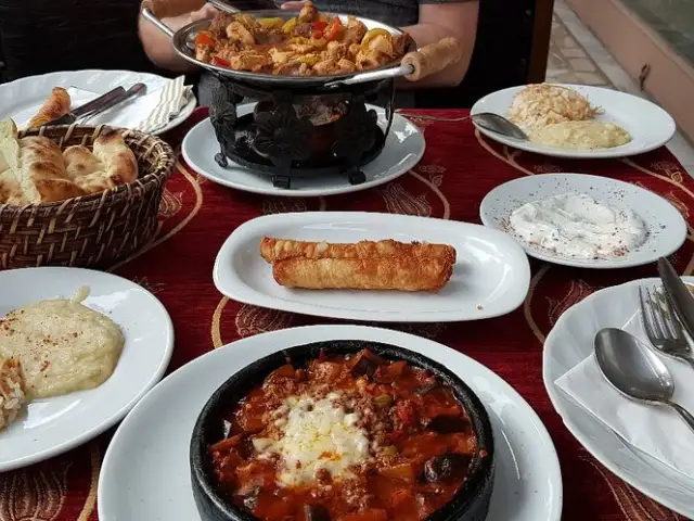 Erhan Restaurant'nin yemek ve ambiyans fotoğrafları 64