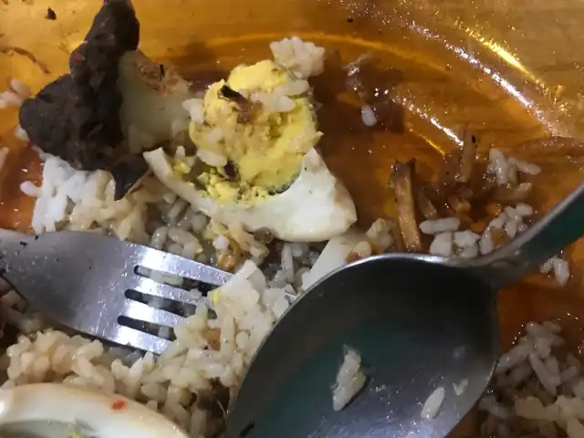 Gambar Makanan Nasi Campur Cendrawasih 1