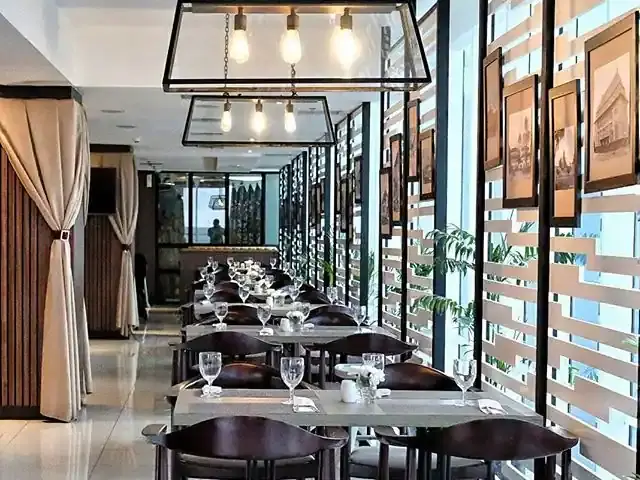 Gambar Makanan Parc de Ville Restaurant - Best Western Premier La Grande Hotel 3