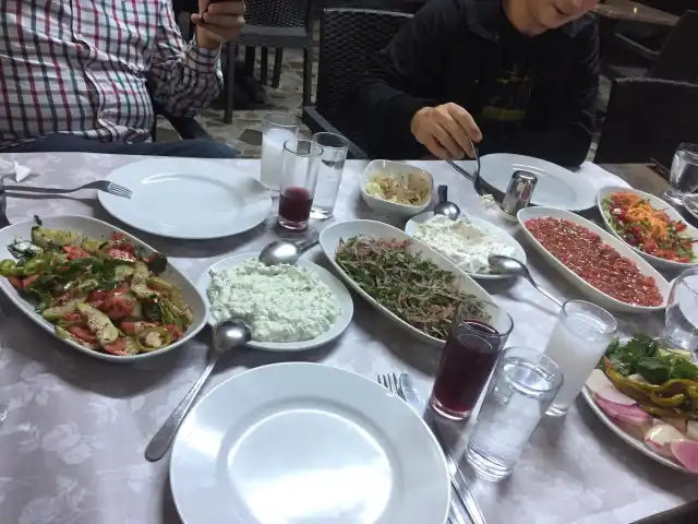 Gul Kasabi Kebapcisi'nin yemek ve ambiyans fotoğrafları 1