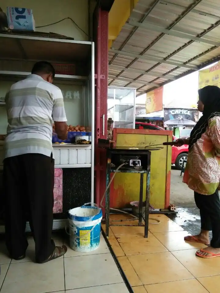 Martabak Telur/Sayur Kuah Kari Simpang Wayhitam