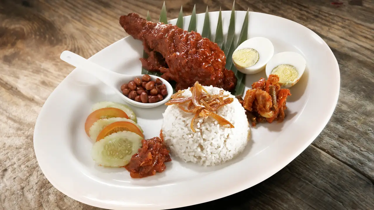 Restoran Nasi Lemak Senandung Malam