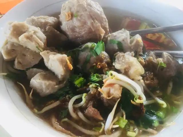 Gambar Makanan Bakso Cendana 9