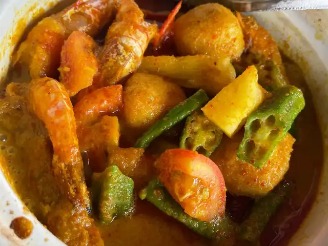 Delicious Curry House Seafood Food Photo 4