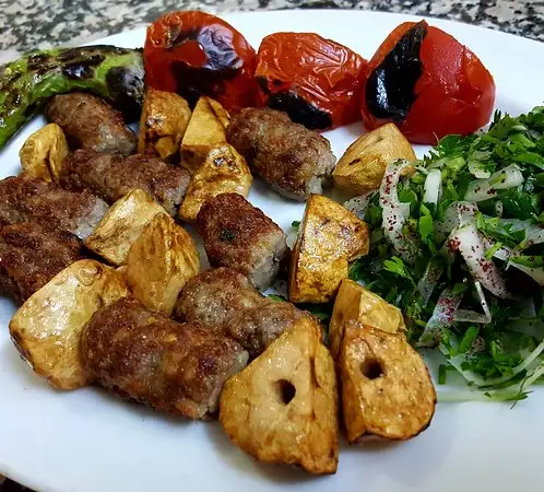 Ali Usta Kebap Baklava'nin yemek ve ambiyans fotoğrafları 1