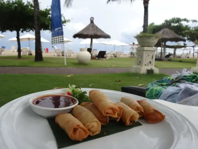 Gambar Makanan Jukung Seafood Grill - Grand Mirage Resort Thalasso 4