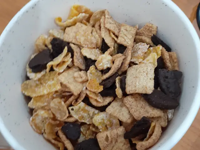 Gambar Makanan Cereal Box 4