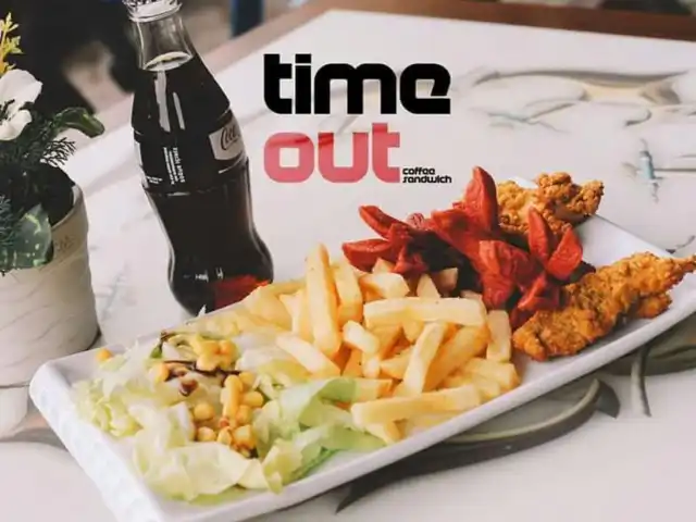 Time Out Coffee & Sandwich'nin yemek ve ambiyans fotoğrafları 3