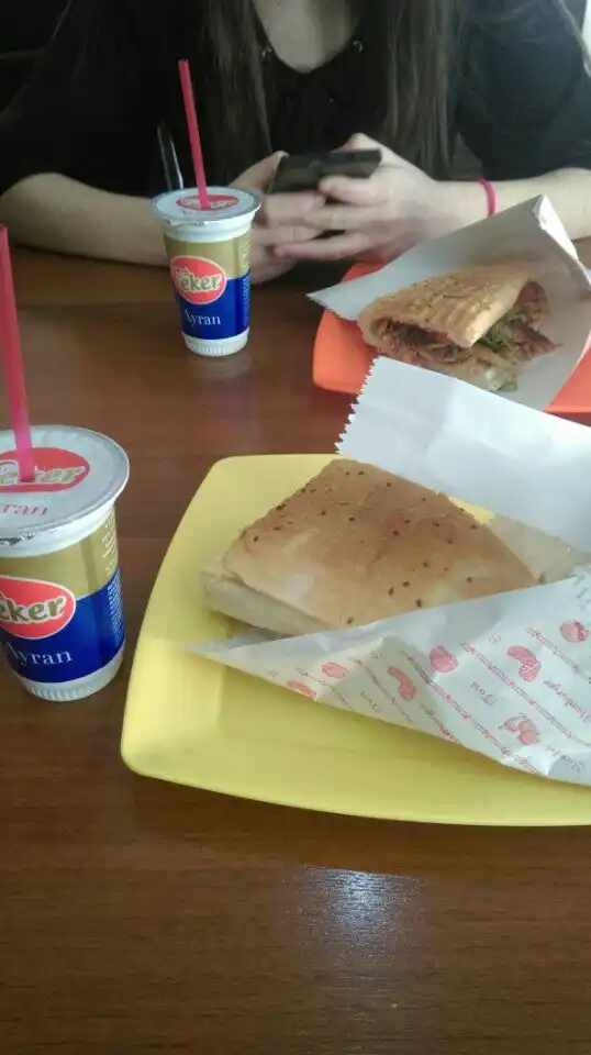 Tıkabasa Fast Food'nin yemek ve ambiyans fotoğrafları 2