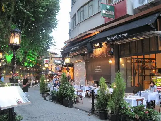 Khorasani Restaurant'nin yemek ve ambiyans fotoğrafları 73