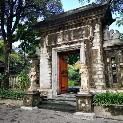 Rumah Makan Kebon Raja