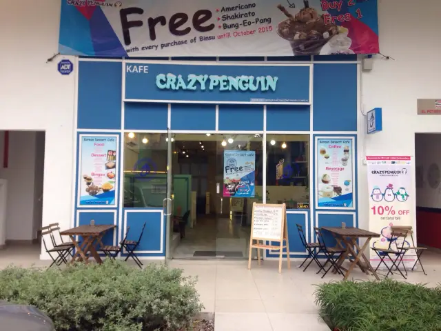 Crazy Penguin Food Photo 3