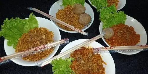 Pawon DonJuan - Mie Bakso Lalapan, Batu