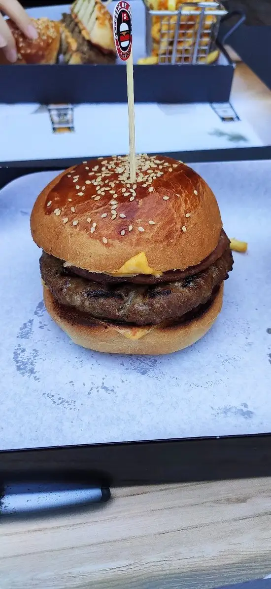 Republic of Burger'nin yemek ve ambiyans fotoğrafları 3