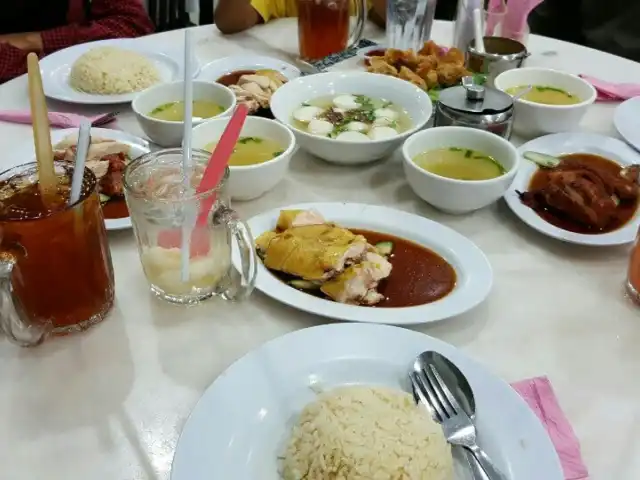 Nasi Ayam Hailam Damansara Utama Sdn Bhd, Ampang Food Photo 9