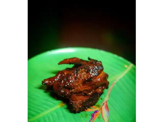 Gambar Makanan Ayam Goreng Mbok Berek Ny. Astuti 9