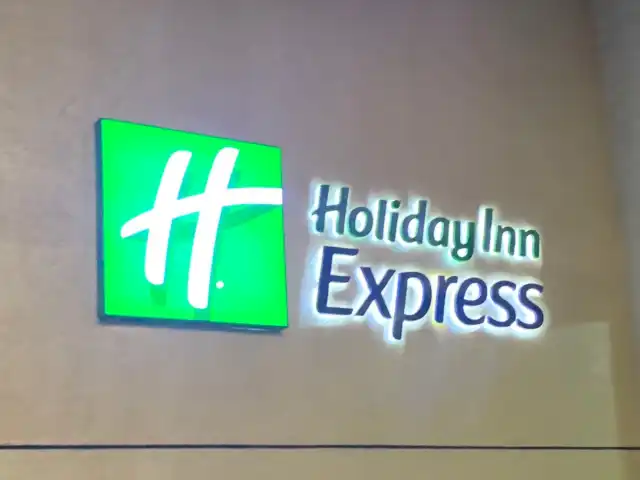 Holiday Inn Express Hotel Kuala Lumpur Food Photo 4