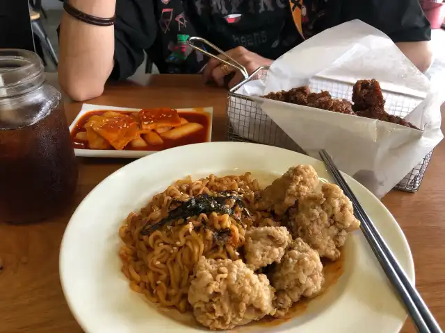 Choo Choo Chicken Food Photo 3