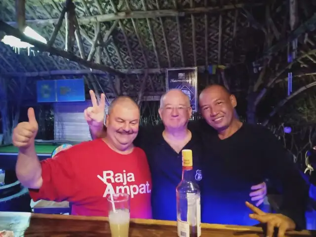 Jacko Manta Beach Bar