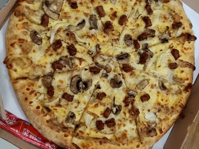 Gambar Makanan Domino's Pizza 7