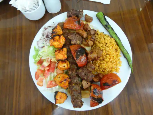 Hırka'i Şerif Antep Sofrası'nin yemek ve ambiyans fotoğrafları 19