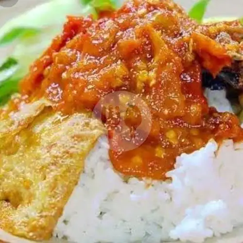 Gambar Makanan Ayam Goreng Dan Empal Mik Mok 8