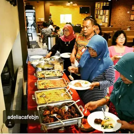Gambar Makanan Adelia Cafe & Resto 15