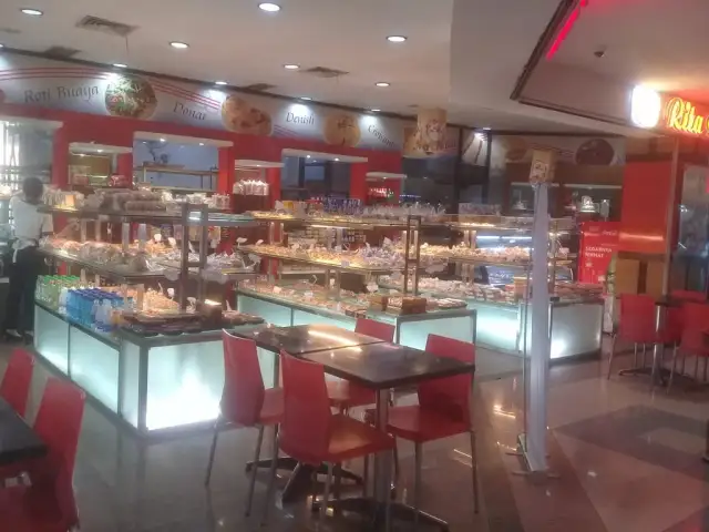 Rita Bakery Tegal