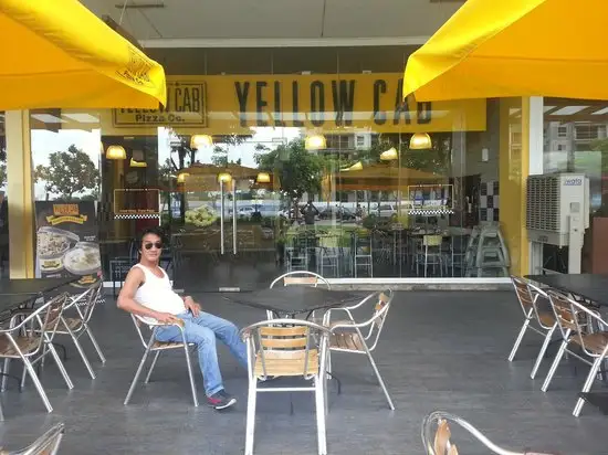 Yellow Cab Pizza Pampanga, MarQuee Mall Food Photo 2