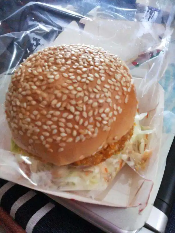 Gambar Makanan Lemoe Burger 11