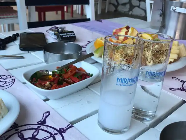 Mırmır Beach Restaurant'nin yemek ve ambiyans fotoğrafları 14