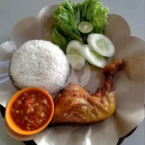 Gambar Makanan Ayam Bakar Madu Solo, Taman Dakota 1 6