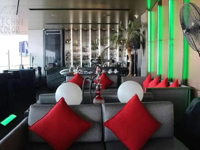 VU's Sky Bar and Lounge Food Photo 12