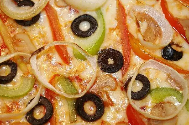 PizzaVille Food Photo 2