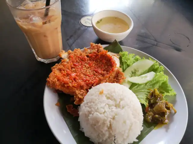 Restoran Dapo Kayu  Food Photo 3