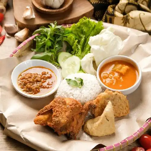 Gambar Makanan Imoly Pecel Lele, Letkol Iskandar 3