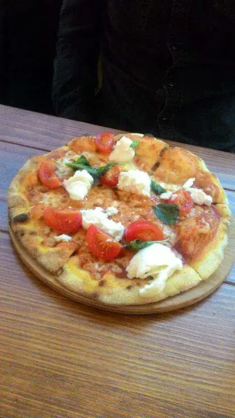 Pizza İl Forno'nin yemek ve ambiyans fotoğrafları 48