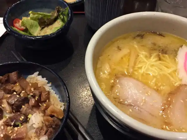 Gambar Makanan Hokkaido Ramen Santouka 13