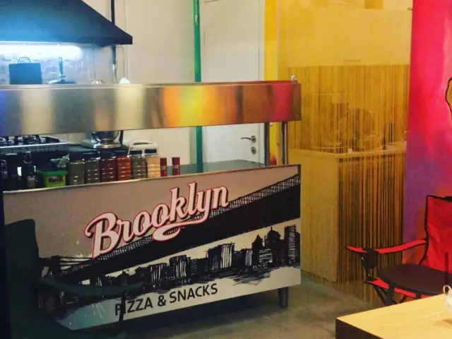 Brooklyn Pizza & Snacks'nin yemek ve ambiyans fotoğrafları 2