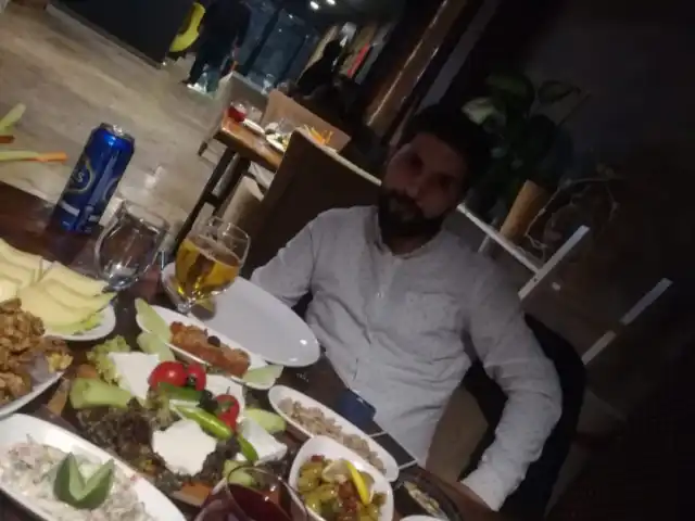 Şila Restaurant Bistro Pub'nin yemek ve ambiyans fotoğrafları 3