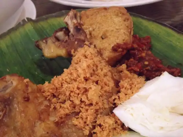 Gambar Makanan Ayam Penyet Ria "Khas Bu Ruth" 17