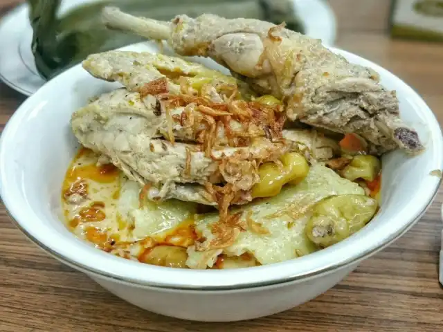 Gambar Makanan Opor Ayam Pak Pangat 8