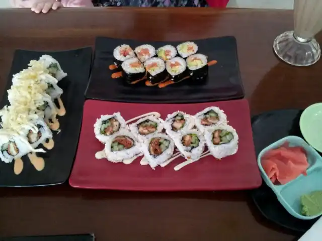 Gambar Makanan Sushi Qombi 12