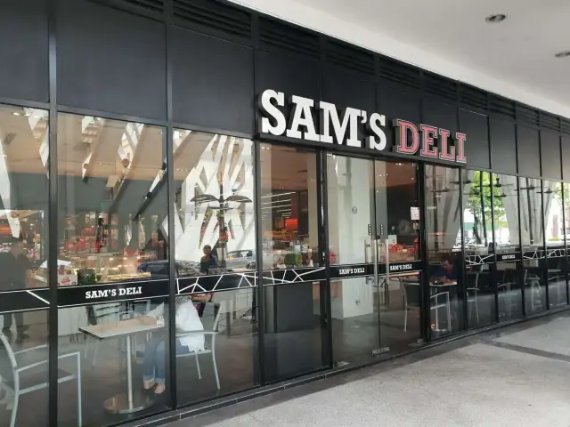Sam's Deli Food Photo 5