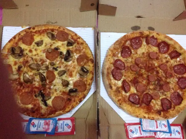 Gambar Makanan Domino's Pizza 13